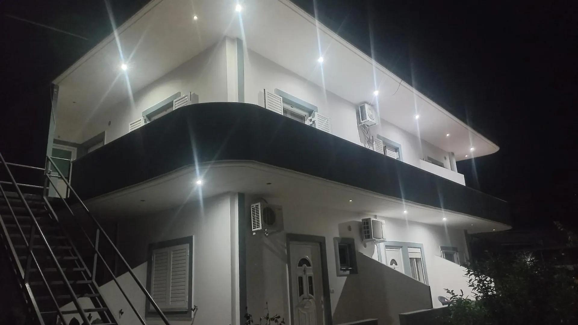 Villa Isufi Ksamil Albanië