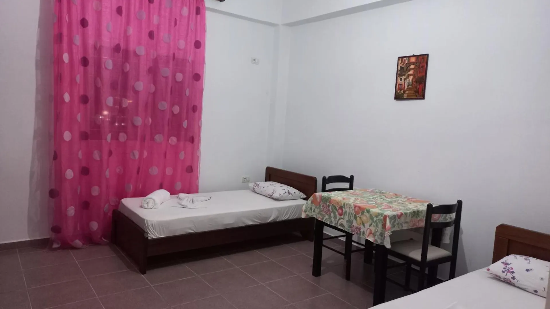 Villa Isufi Ksamil 0*,  Albanië